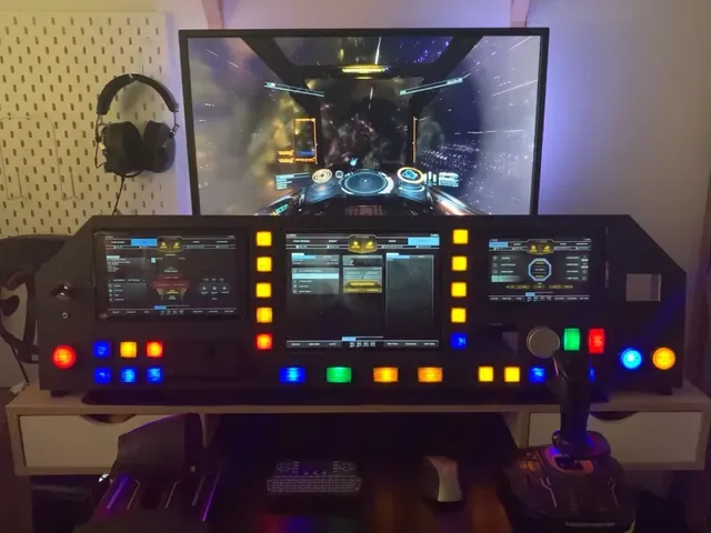 A player's desk setup running GameGlass panels on a tablet